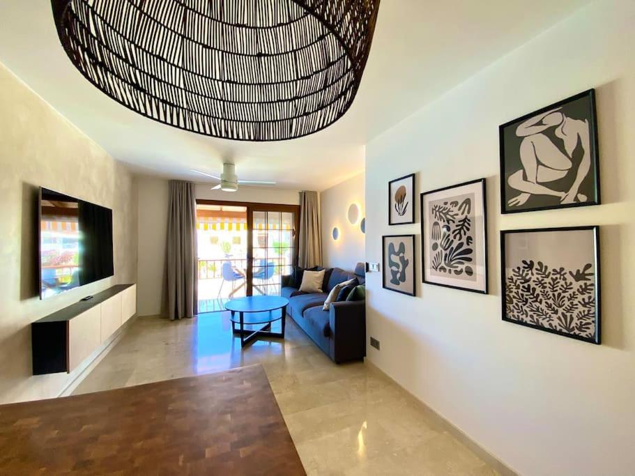 Stylish & Modern 1 Bedroom Suite On Frontline Of Playa Del Duque 阿德耶 外观 照片